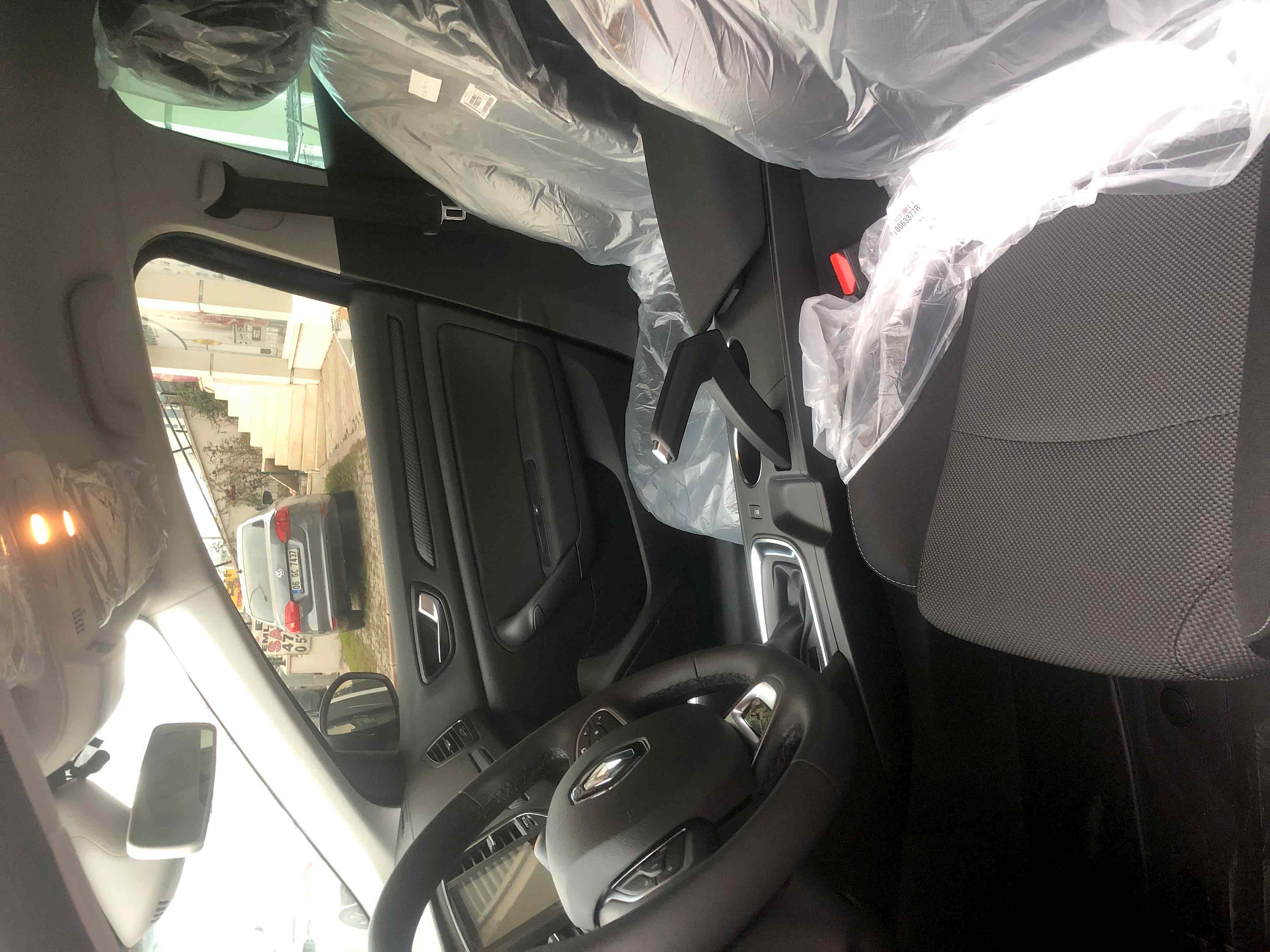 RENAULT MEGANE BENZİNLİ OTOMATİK - ANKARA ARAÇ KİRALAMA