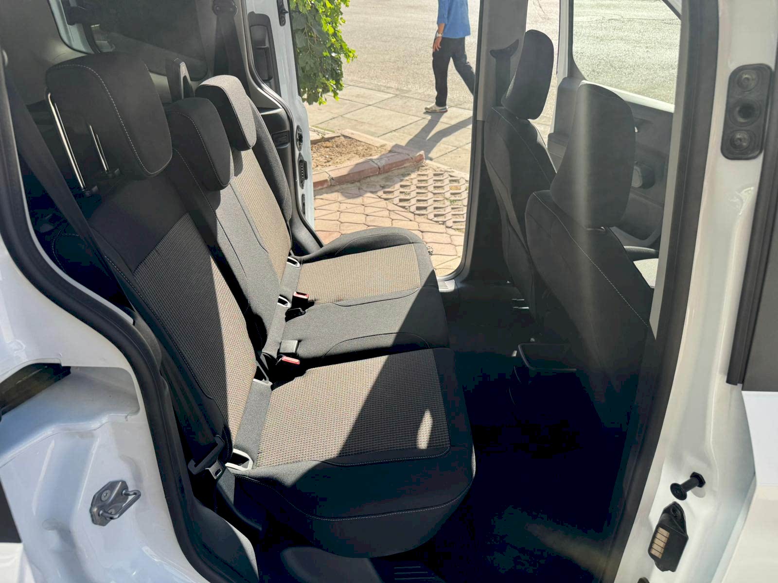 FORD CORİER BENZİN MANUEL - ANKARA ARAÇ KİRALAMA