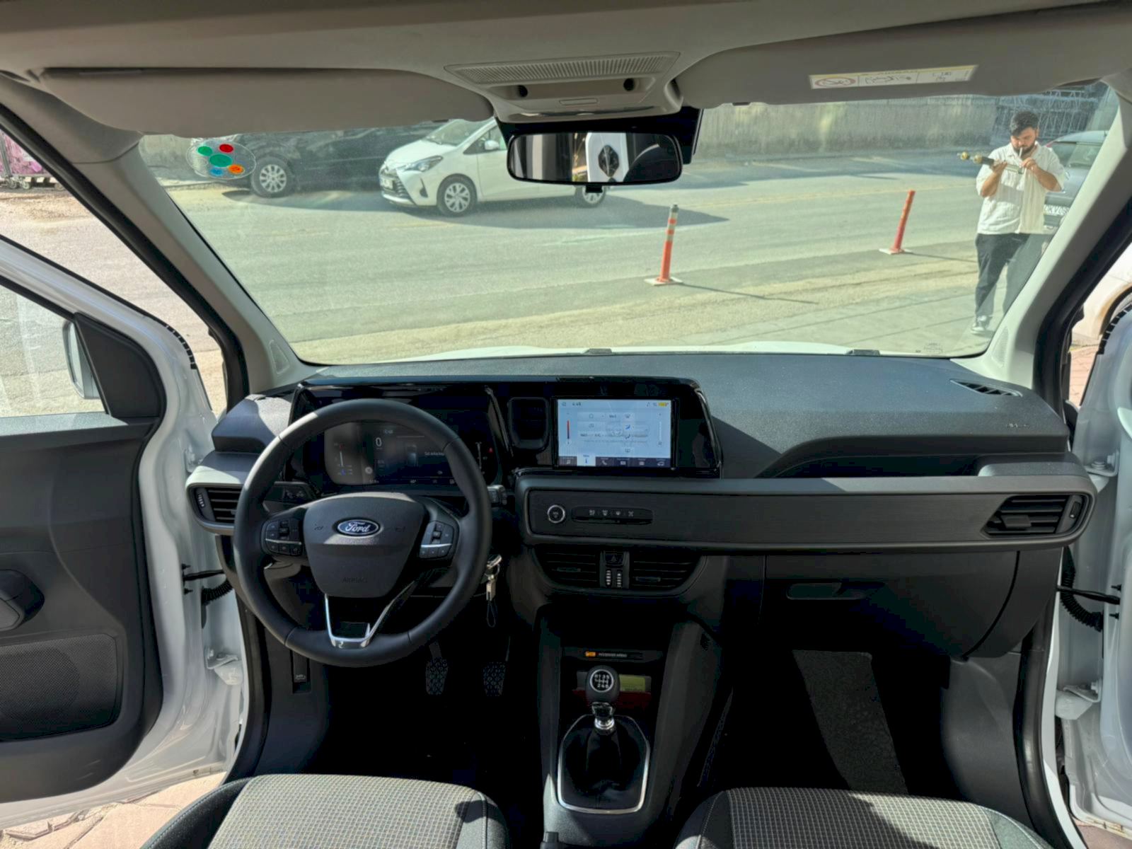 FORD CORİER BENZİN MANUEL - ANKARA ARAÇ KİRALAMA