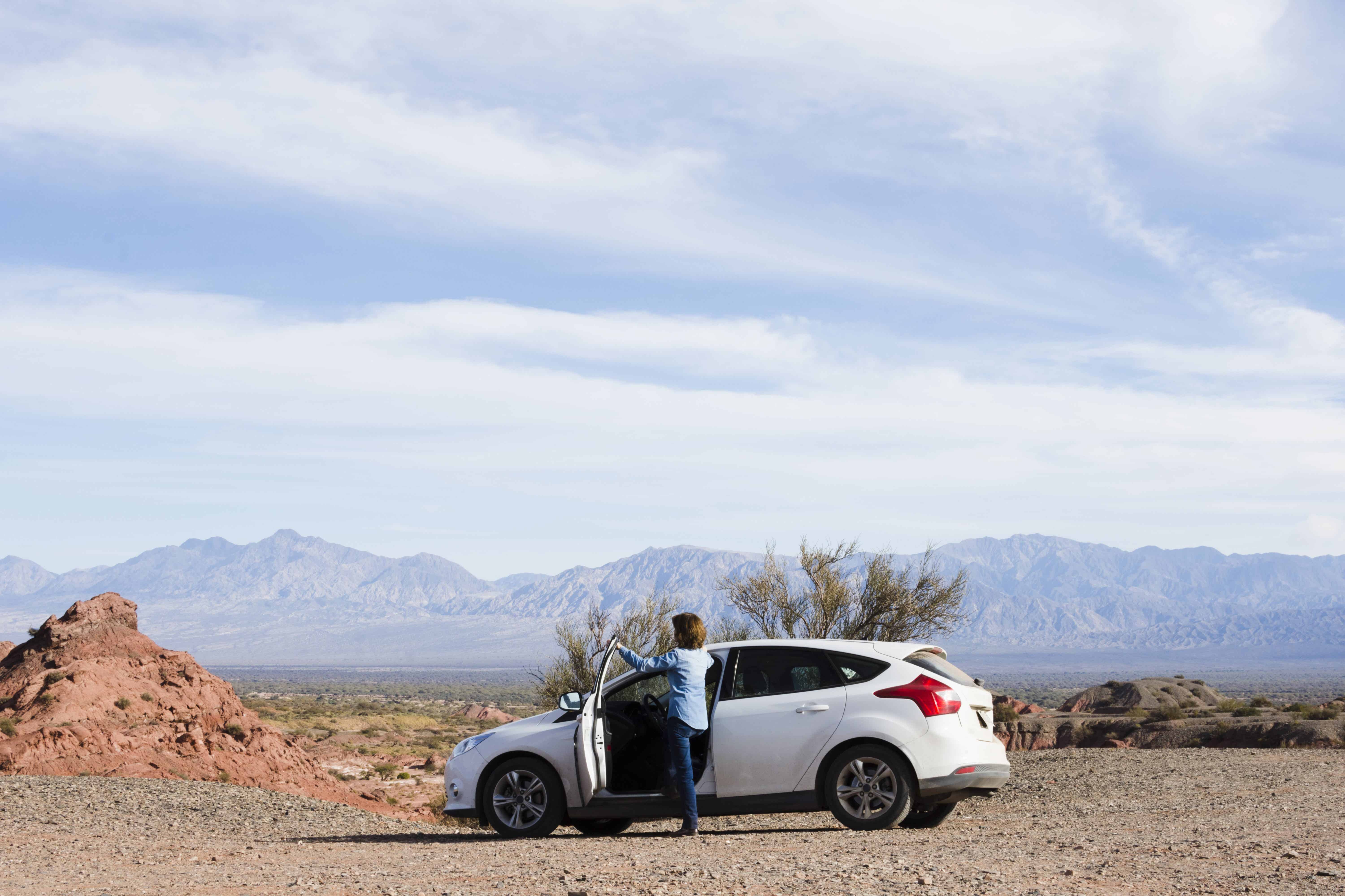 Araba sürerken uyanık kalmanıza yardımcı olacak püf noktaları